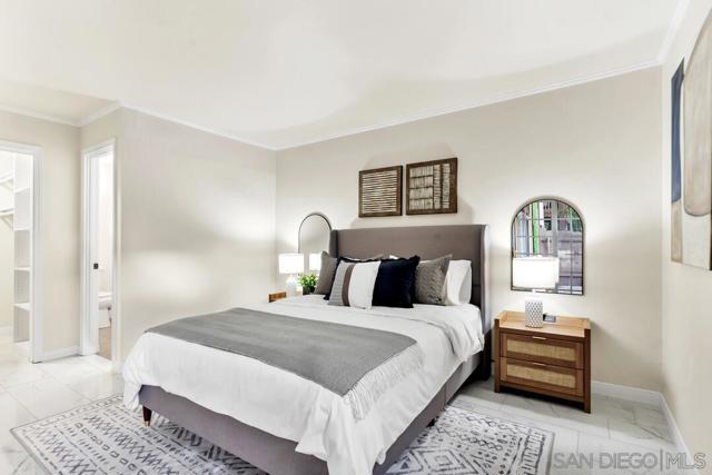2600 Torrey Pines Rd, La Jolla CA: https://media.crmls.org/mediaz/c59cfe22-c9ca-4efd-9f59-48ae88e24172.jpg
