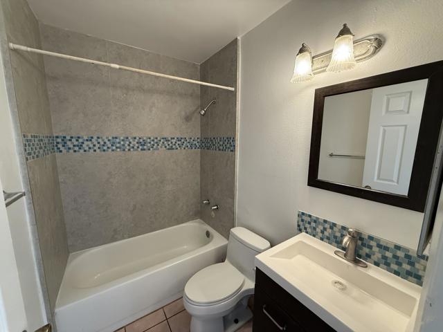 Image 9 of 12 For 9871 Valencia Drive B