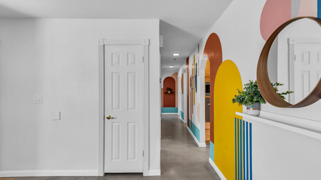 https://media.crmls.org/mediaz/c59dd0e9-3fbb-41eb-b631-9c699453028a.jpg?preset=X-Large