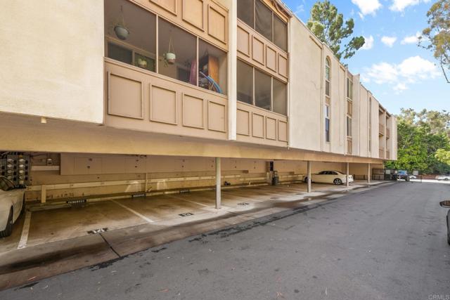 Detail Gallery Image 27 of 32 For 4891 Collwood Blvd #B,  San Diego,  CA 92115 - 2 Beds | 2 Baths