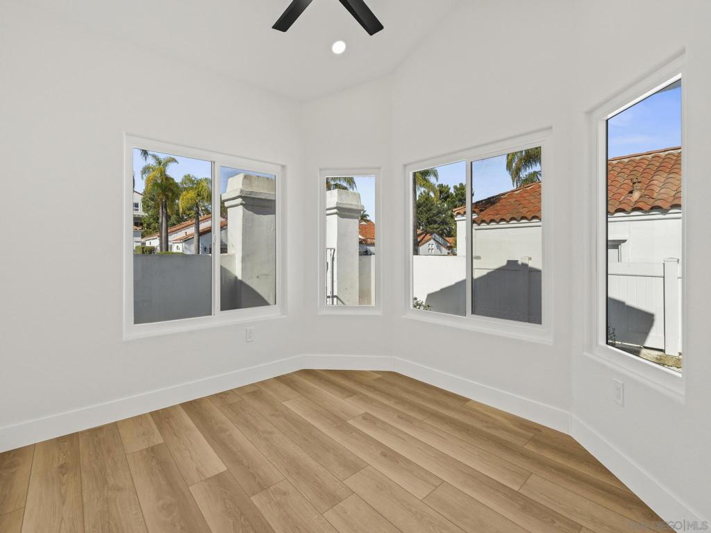 MLS #250043606SD image #41