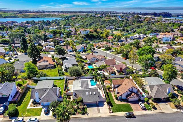 Detail Gallery Image 27 of 28 For 1733 Schooner Way, Carlsbad,  CA 92008 - 3 Beds | 2 Baths