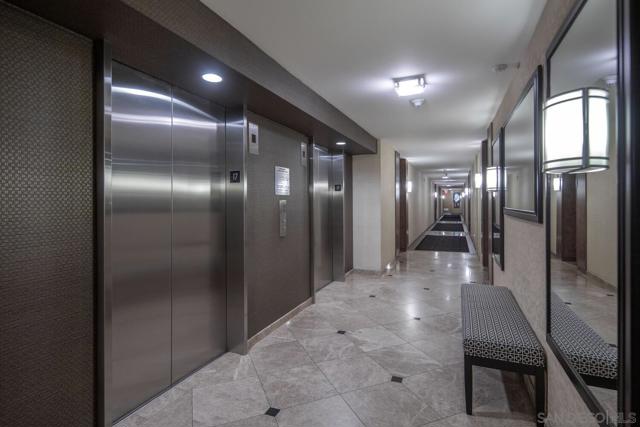 1830 Avenida Del Mundo, Coronado CA: https://media.crmls.org/mediaz/c5a0f90a-949e-4312-a04b-9d3f83072b93.jpg