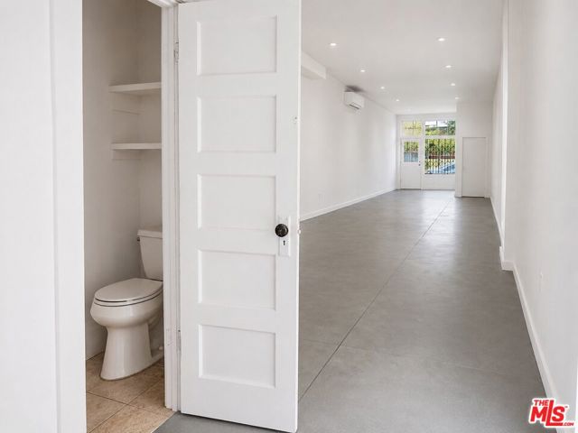 14426 Friar Street photo 19