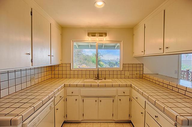 3510 Putter Drive, Soquel CA: https://media.crmls.org/mediaz/c5a1e7a7-cee9-40be-98f6-063976e911f6.jpg