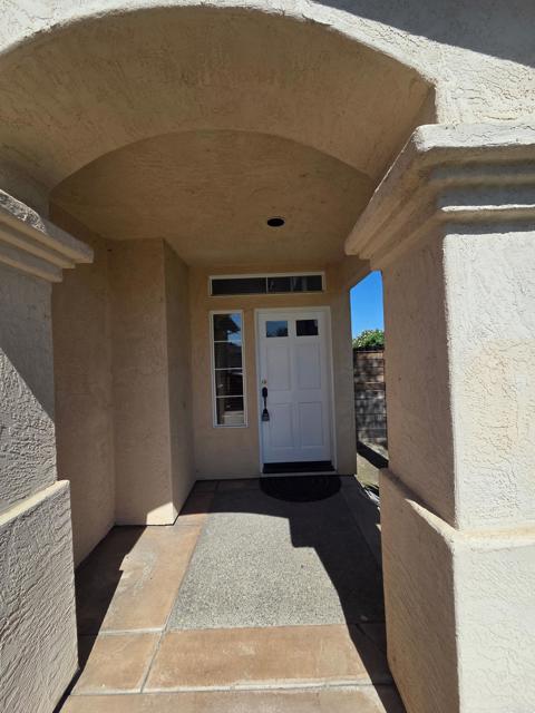 Detail Gallery Image 4 of 52 For 821 Verin Ln, Chula Vista,  CA 91910 - 5 Beds | 3 Baths