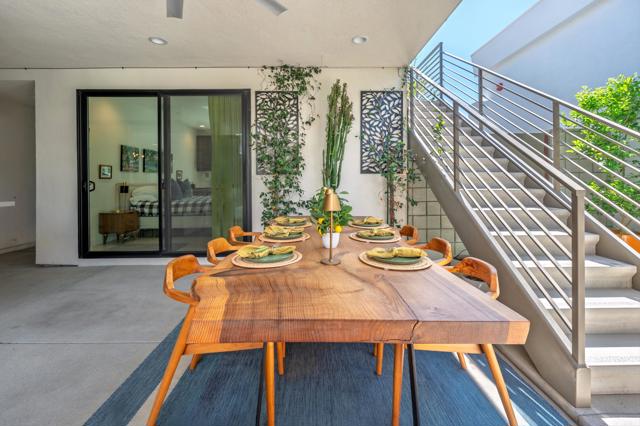 160 Obsidian Loop N, Palm Springs, CA 92264