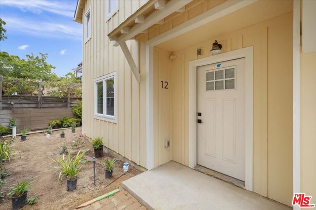 1317 Punta Gorda, Santa Barbara CA: https://media.crmls.org/mediaz/c5a79110-4df4-44d8-8f3b-71b3a52ff47e.jpg