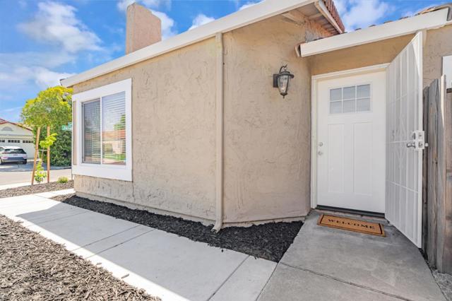 3915 Jerabek Court, San Jose CA: https://media.crmls.org/mediaz/c5a7b18d-7216-4c1f-8355-b32e924a128e.jpg