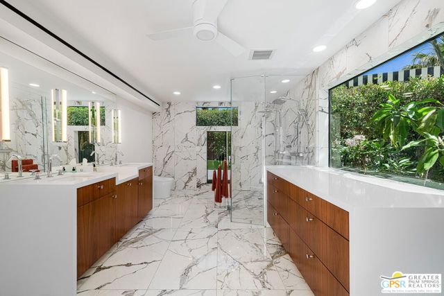 153 W El Camino Way, Palm Springs, CA 92264