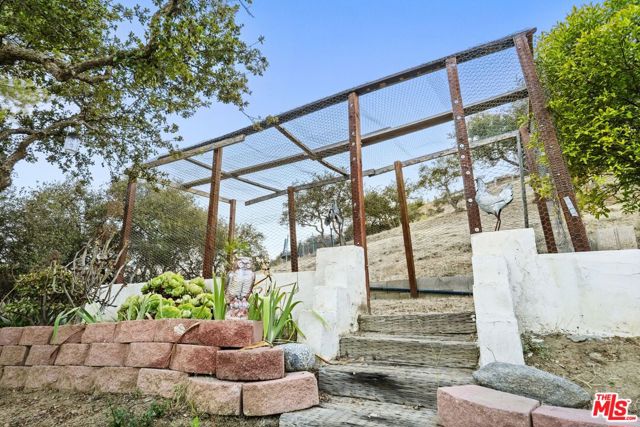 2365 Old Topanga Canyon Road, Topanga CA: https://media.crmls.org/mediaz/c5a9b26c-96b0-4fa1-83f3-87c2ed49b0f7.jpg