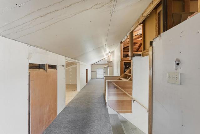 Image 25 of 37 For 319 30th Avenue