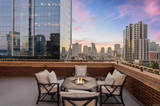 877 Island Avenue, San Diego CA: https://media.crmls.org/mediaz/c5aa2953-2b22-4f7a-a38e-d5b27c6c30de.jpg