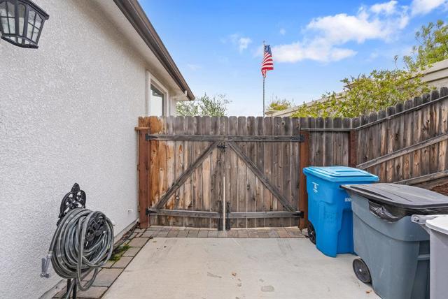1515 Sunflower Drive, Hollister CA: https://media.crmls.org/mediaz/c5aaaef5-9bd4-43c7-a617-e68739c6d9d0.jpg