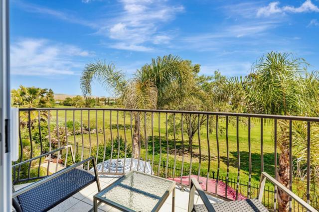 290 Bonnie Lane, Hollister CA: https://media.crmls.org/mediaz/c5abf470-f50a-411b-b296-23252f3430e8.jpg