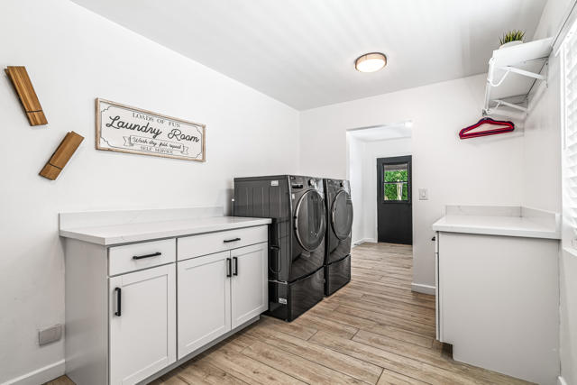 43170 Warner Trail, Palm Desert CA: https://media.crmls.org/mediaz/c5ac85d7-d2ae-49f3-a3d8-1bd719e7e9e2.jpg