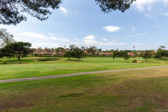 17550 Plaza Karena, Rancho Bernardo (San Diego) CA: https://media.crmls.org/mediaz/c5ad3f3a-b7d3-4cce-93da-3adf00dad623.jpg