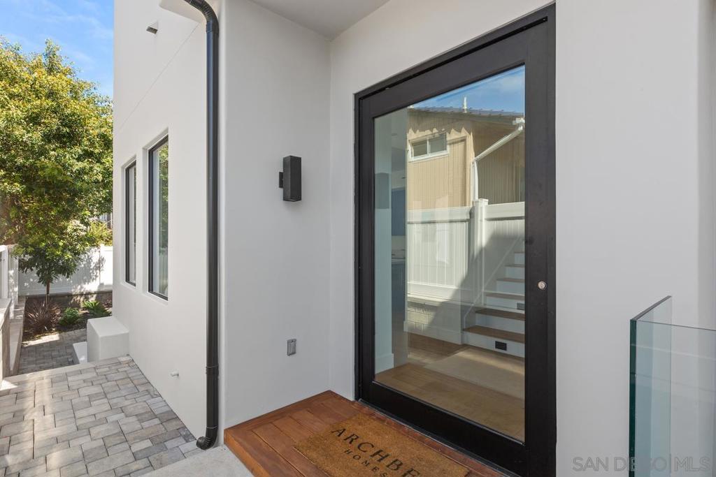 744 Bonair St - photo 6