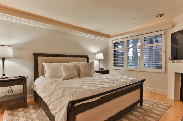 Detail Gallery Image 5 of 22 For 1099 1st St #119,  Coronado,  CA 92118 - 2 Beds | 2/1 Baths