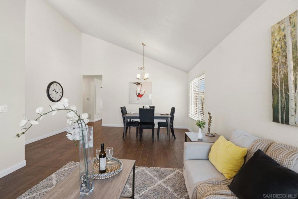 9005 Chart House St. - photo 6