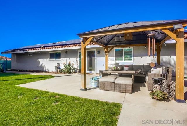 2035 Camino Cantera, Vista CA: https://media.crmls.org/mediaz/c5ae36e6-c6fc-435a-bb94-c76f5a9652e5.jpg