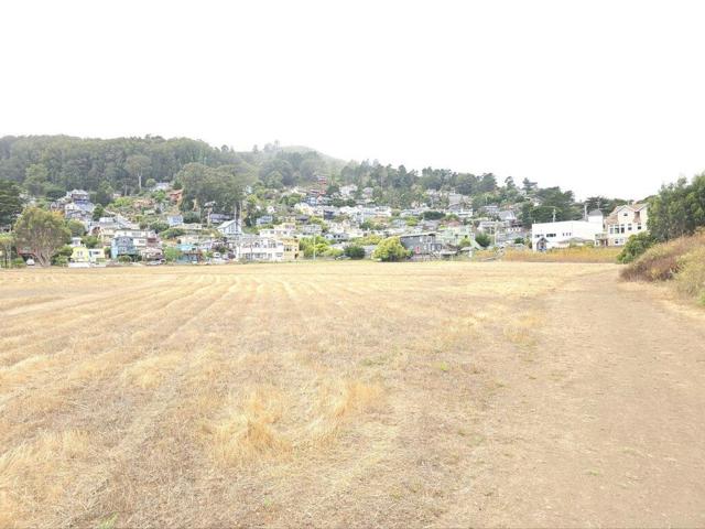 315 San Pedro Avenue, Pacifica CA: https://media.crmls.org/mediaz/c5ae8e45-7148-4694-9920-da0f0187c442.jpg