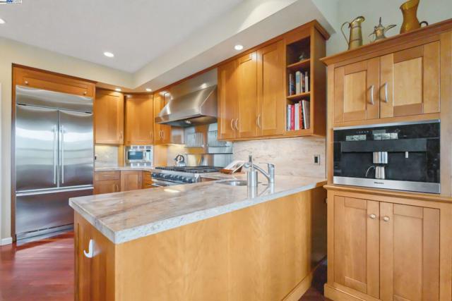 3565 Star Ridge Rd, Hayward CA: https://media.crmls.org/mediaz/c5afbed4-82d8-4495-ac86-56471d8a45f9.jpg