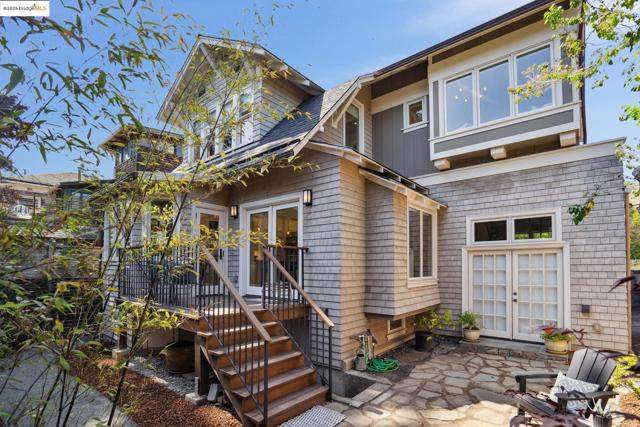 2732 Stuart St, Berkeley CA: https://media.crmls.org/mediaz/c5b04cec-a8a6-465b-89b8-f2d9904c1d14.jpg