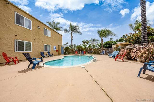 1386 E Madison Ave, El Cajon CA: https://media.crmls.org/mediaz/c5b06739-6974-4955-b008-600ae1ac8115.jpg
