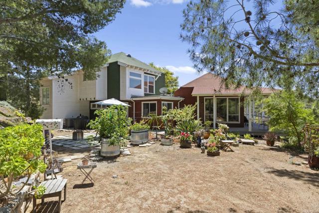 Detail Gallery Image 27 of 34 For 14645 High Valley Rd, Poway,  CA 92064 - 3 Beds | 2/1 Baths