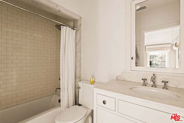 Drew Fenton | 589 Moreno Avenue Los Angeles CA | MLS: 7535475