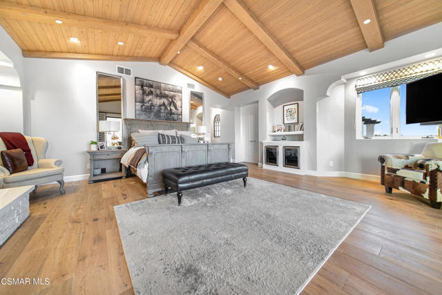 1451 E La Loma Avenue, Somis CA: https://media.crmls.org/mediaz/c5b124fc-fb20-45c4-98c4-88568d3faf44.jpg