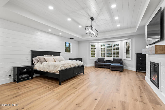 28845 Countryside Drive, Agoura Hills CA: https://media.crmls.org/mediaz/c5b1a69e-e09c-4f56-9081-a69b7205bbea.jpg