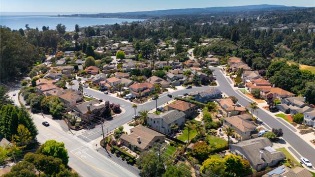 102 Spanish Bay Drive, Aptos CA: https://media.crmls.org/mediaz/c5b1ac80-6600-46f2-91c2-14d6f0d9951d.jpg