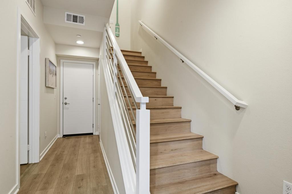 1566 Vista Del Mar Way - photo 5