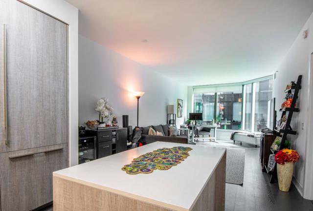 318 Main Street, San Francisco CA: https://media.crmls.org/mediaz/c5b40244-5be7-4307-a573-3ba15680404a.jpg