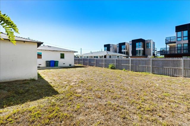 Detail Gallery Image 13 of 15 For 1010 Grand Ave, Carlsbad,  CA 92008 - 2 Beds | 1 Baths