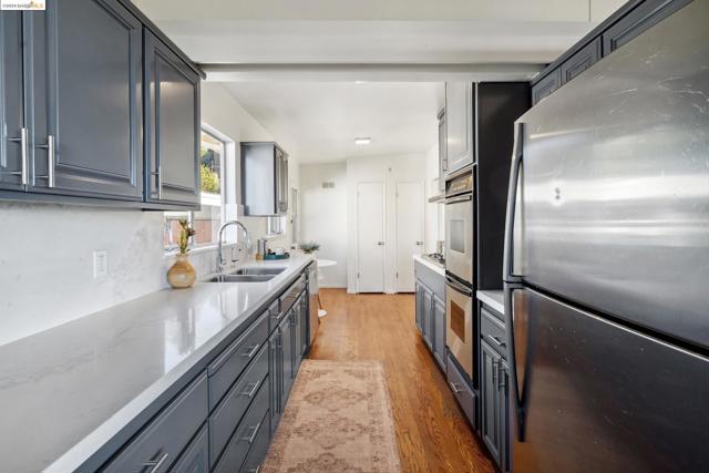 Image 15 of 41 For 2818 Frye St