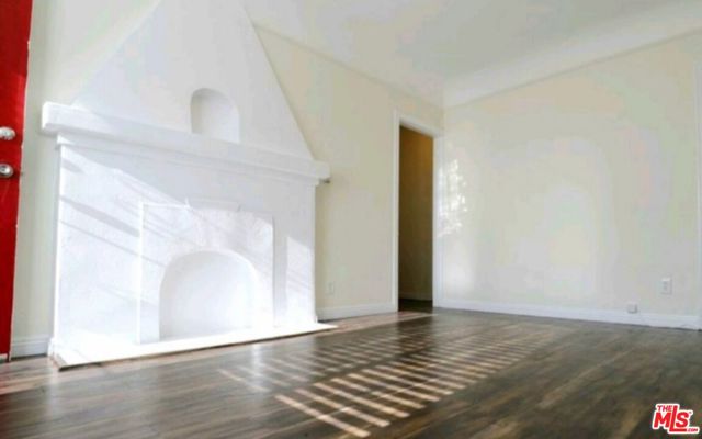 4124 Monroe Street, Los Angeles CA: https://media.crmls.org/mediaz/c5b4cc68-0399-4df0-a575-eb86a17d3d69.jpg