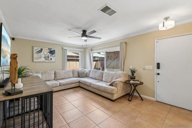 9607 Kumquat Dr, Lakeside CA: https://media.crmls.org/mediaz/c5b50ffb-4138-4551-aee3-8c397052330f.jpg