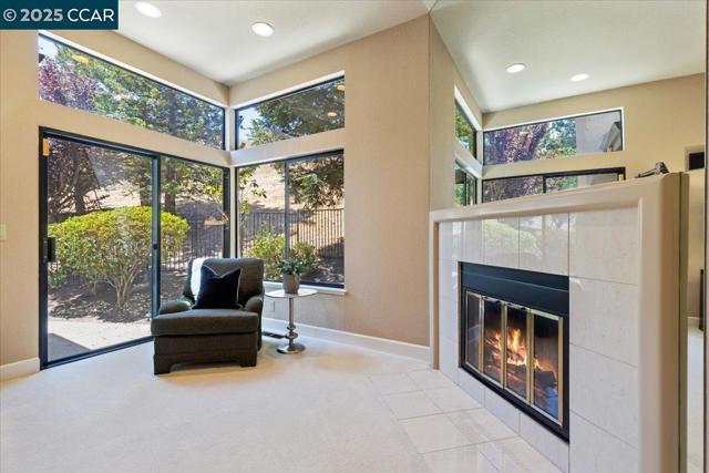 4101 Fox Creek Ct, Danville CA: https://media.crmls.org/mediaz/c5b561eb-cb84-4841-9244-42ec4838af0d.jpg