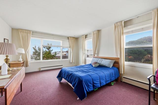 3900 Balboa Street, San Francisco CA: https://media.crmls.org/mediaz/c5b5bf0d-e127-444e-be60-1a0159eb5a86.jpg