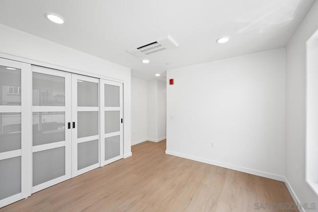 4004 Ohio St #2, San Diego CA: https://media.crmls.org/mediaz/c5b5c01e-c6aa-443c-9563-ca689aaf54ca.jpg