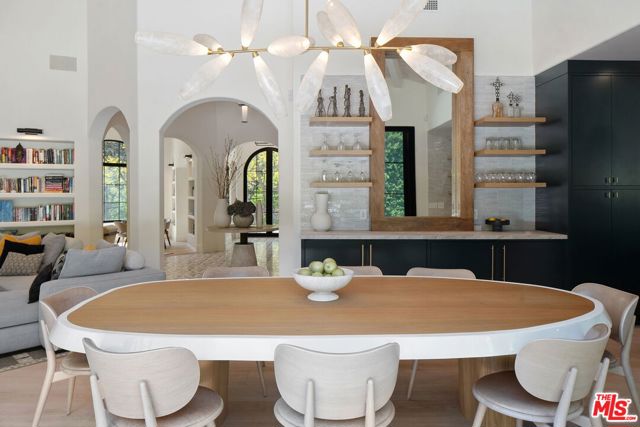 7651 Willow Glen Road, Los Angeles CA: https://media.crmls.org/mediaz/c5b5d9e5-5510-4939-a038-115cfde2a80a.jpg