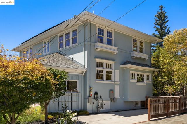 2842 Ashby Ave, Berkeley CA: https://media.crmls.org/mediaz/c5b6099b-f569-4570-ae81-eb7919db52dc.jpg