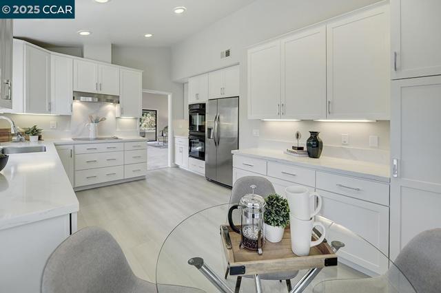 3612 Rossmoor Parkway, Walnut Creek CA: https://media.crmls.org/mediaz/c5b67572-a651-4979-9b67-f8053019badf.jpg