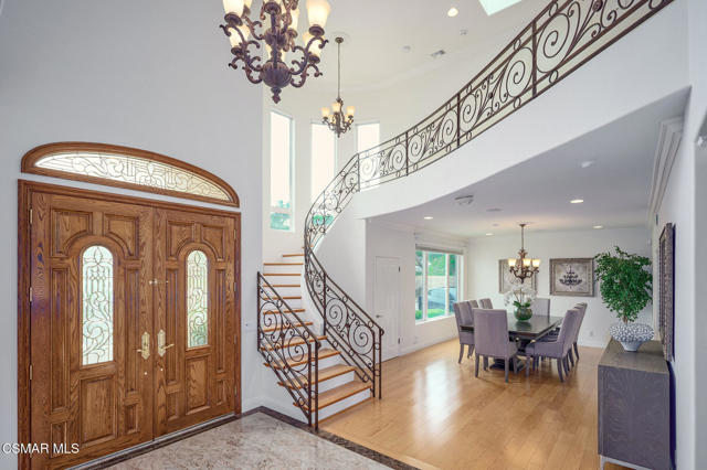 7111 Los Coyotes Place, Camarillo CA: https://media.crmls.org/mediaz/c5b6a162-00d0-4049-b8d6-92472fe614aa.jpg