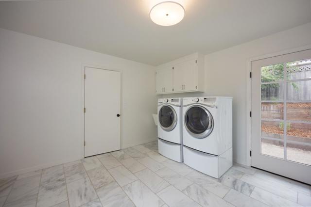 900 Franklin Street, Montara CA: https://media.crmls.org/mediaz/c5b72883-ad63-4516-9ec4-f6e75169af0c.jpg