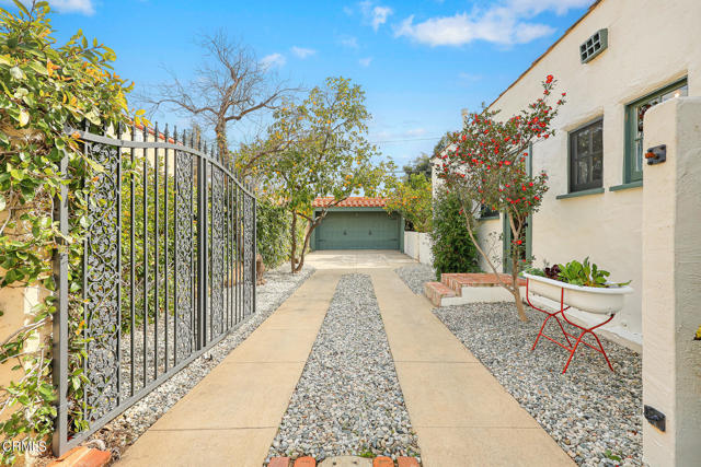 Gated Driveway