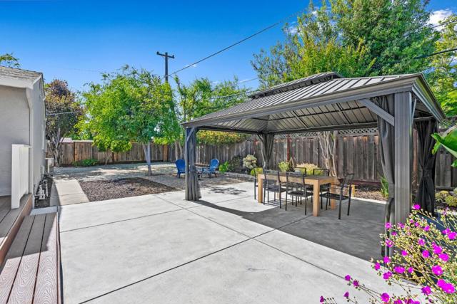 1925 Adelaide Way, San Jose CA: https://media.crmls.org/mediaz/c5b92c7e-575f-4dfa-9071-6d0d681892ee.jpg